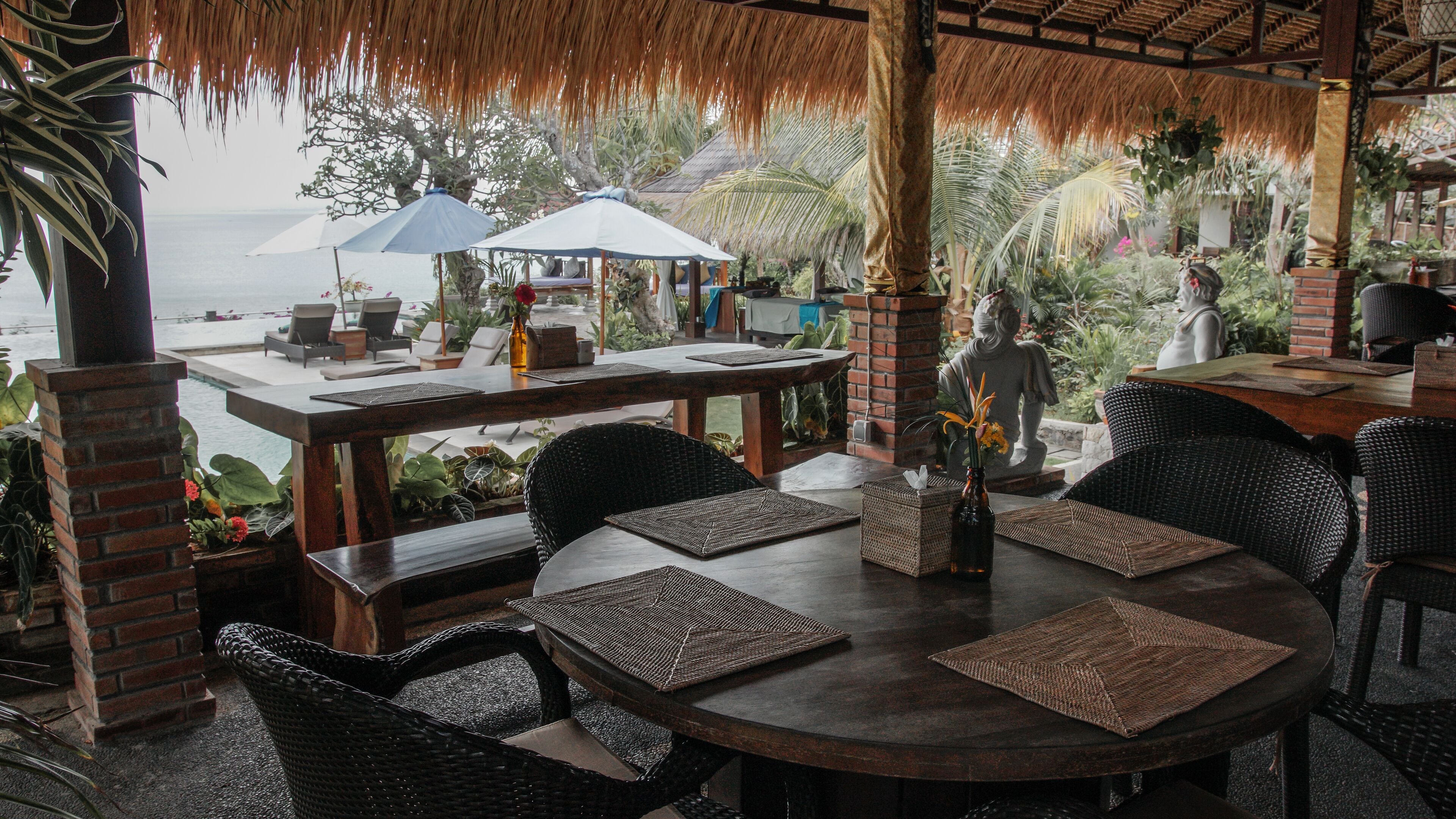 breakfast, lunch served; local and international cuisine, pool views