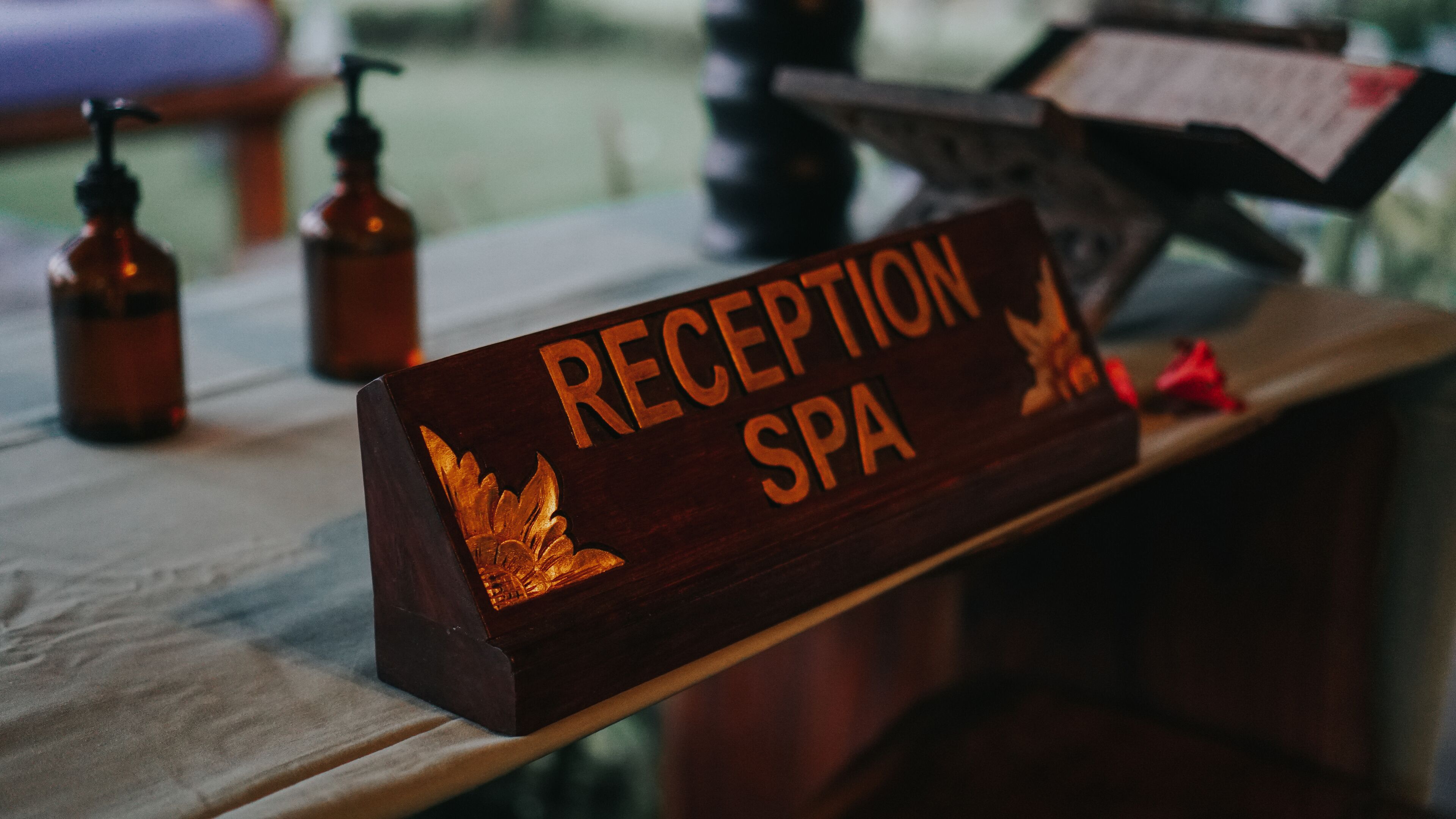 couples treatment room(s), body treatments, body wraps, body scrubs