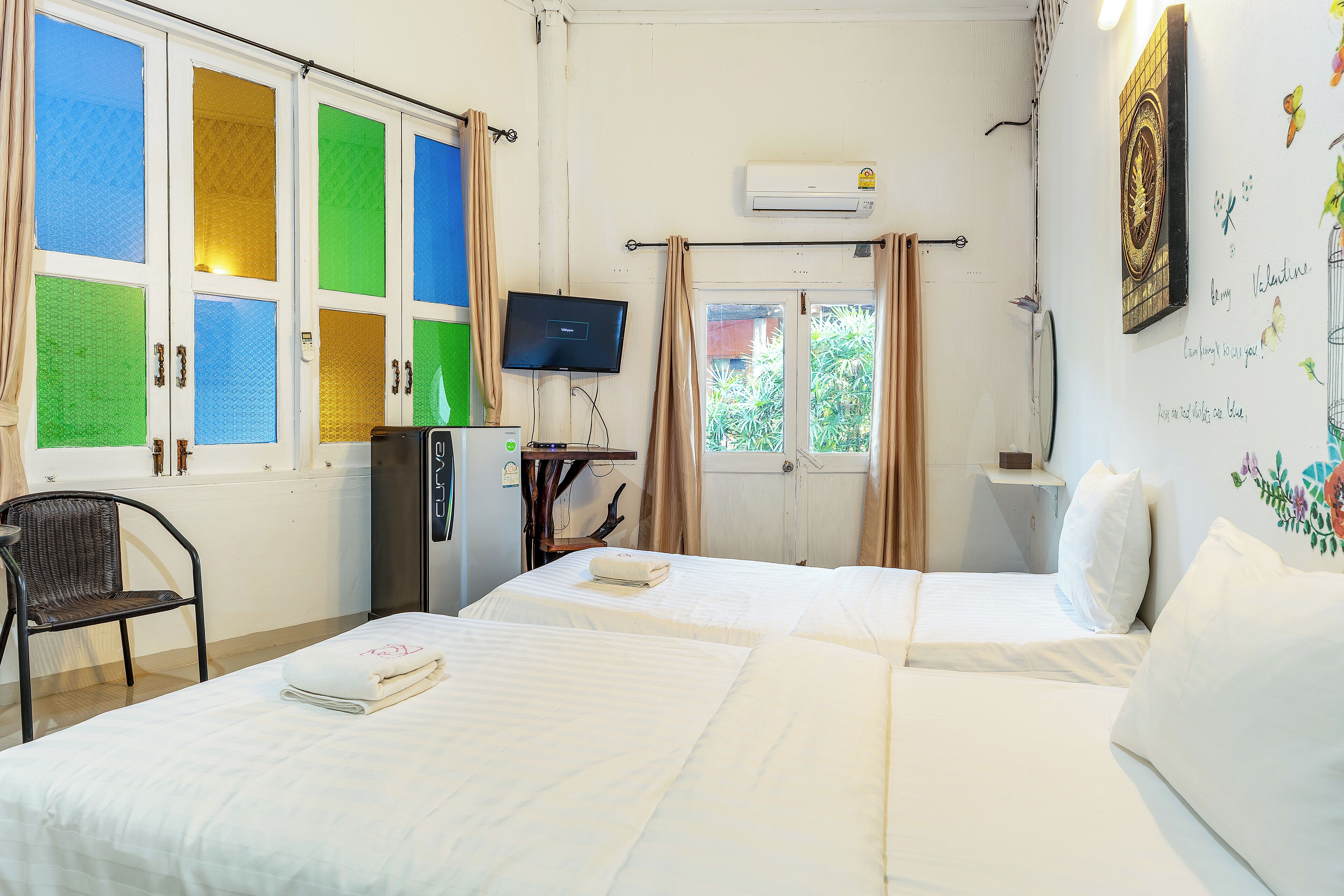 Deluxe Twin Room | Free WiFi, bed sheets