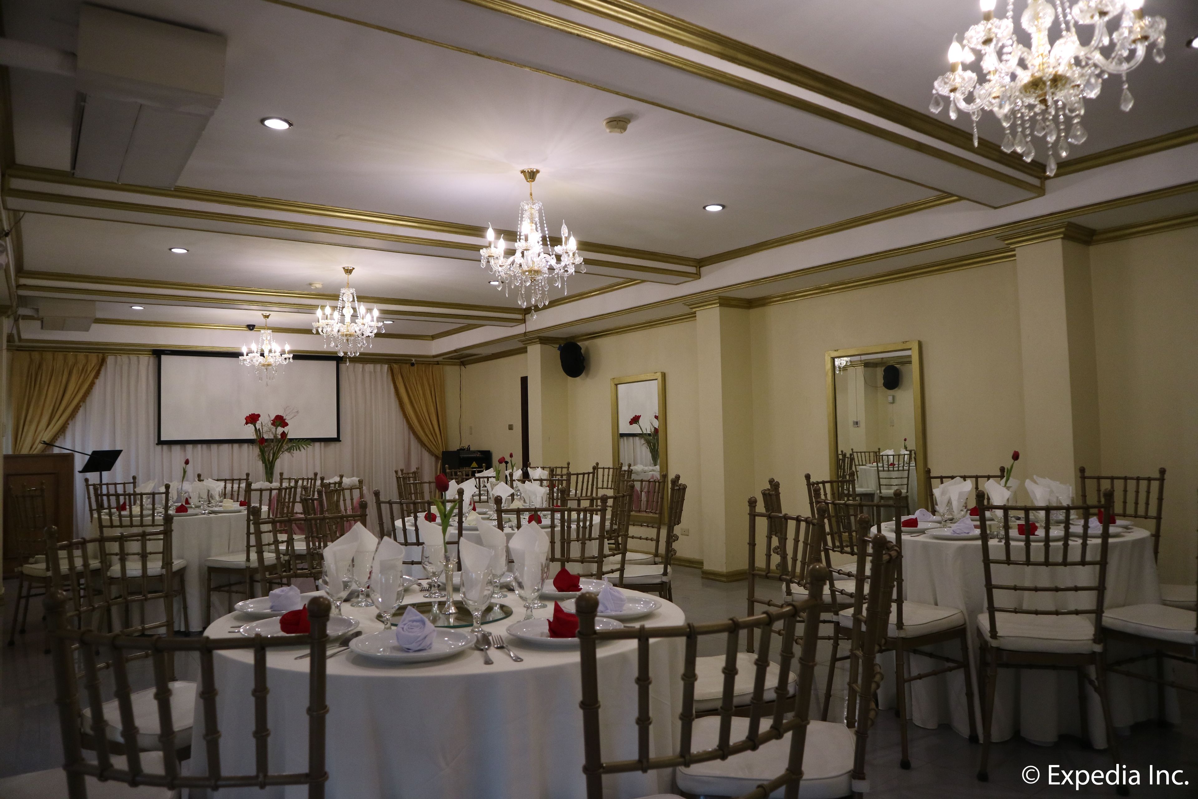 banquet hall