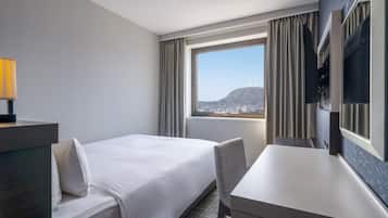 Double Room, Non Smoking | In-room safe, iron/ironing board, free WiFi, bed sheets