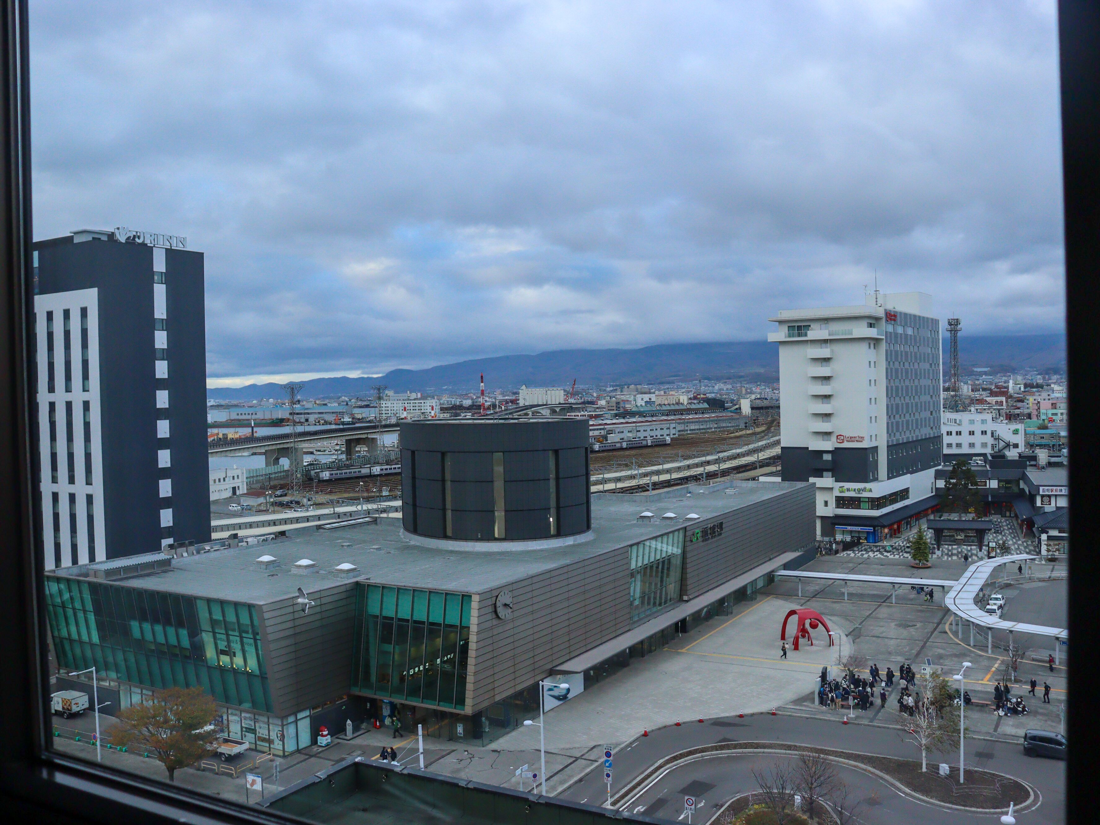 twin room, non smoking | city view