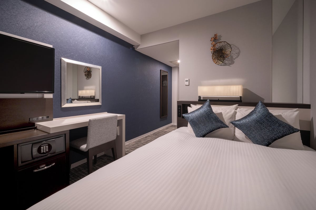 極品雙人房, 非吸煙房 (High Floor,Lounge Access) | 客房內保險箱、熨斗/熨衣板、免費無線上網、床單