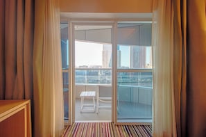 D'Luxe King Room