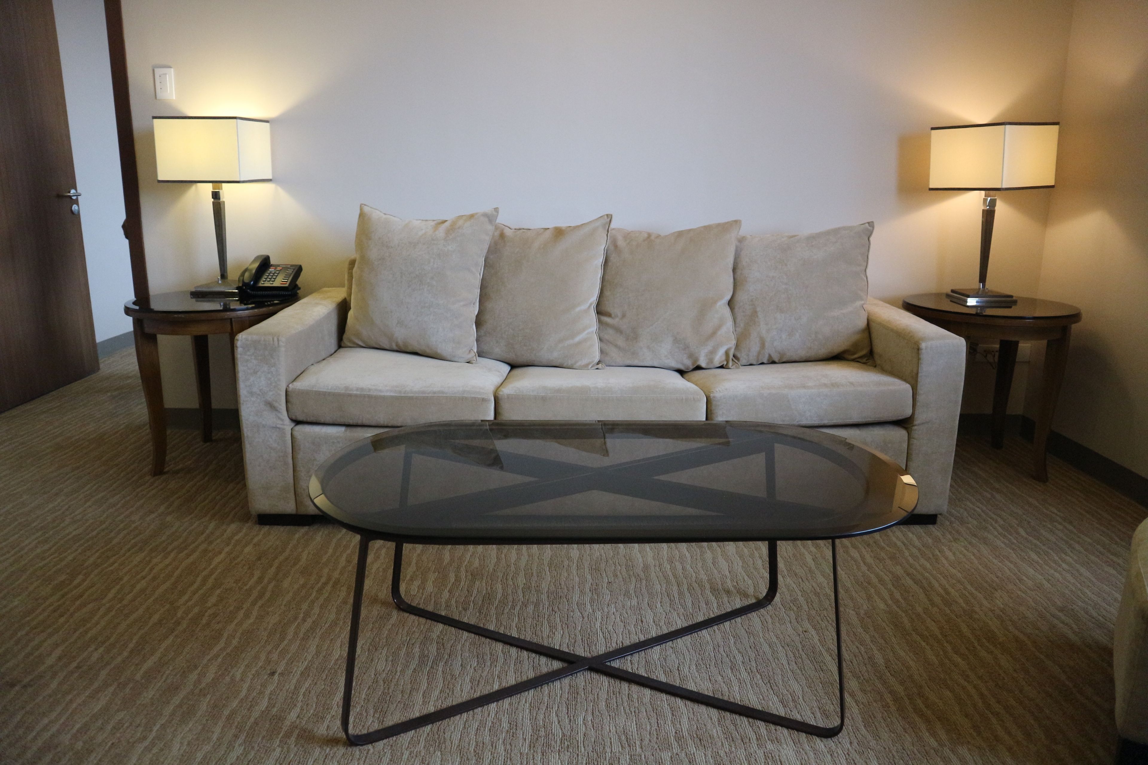 junior suite | living area | flat-screen tv