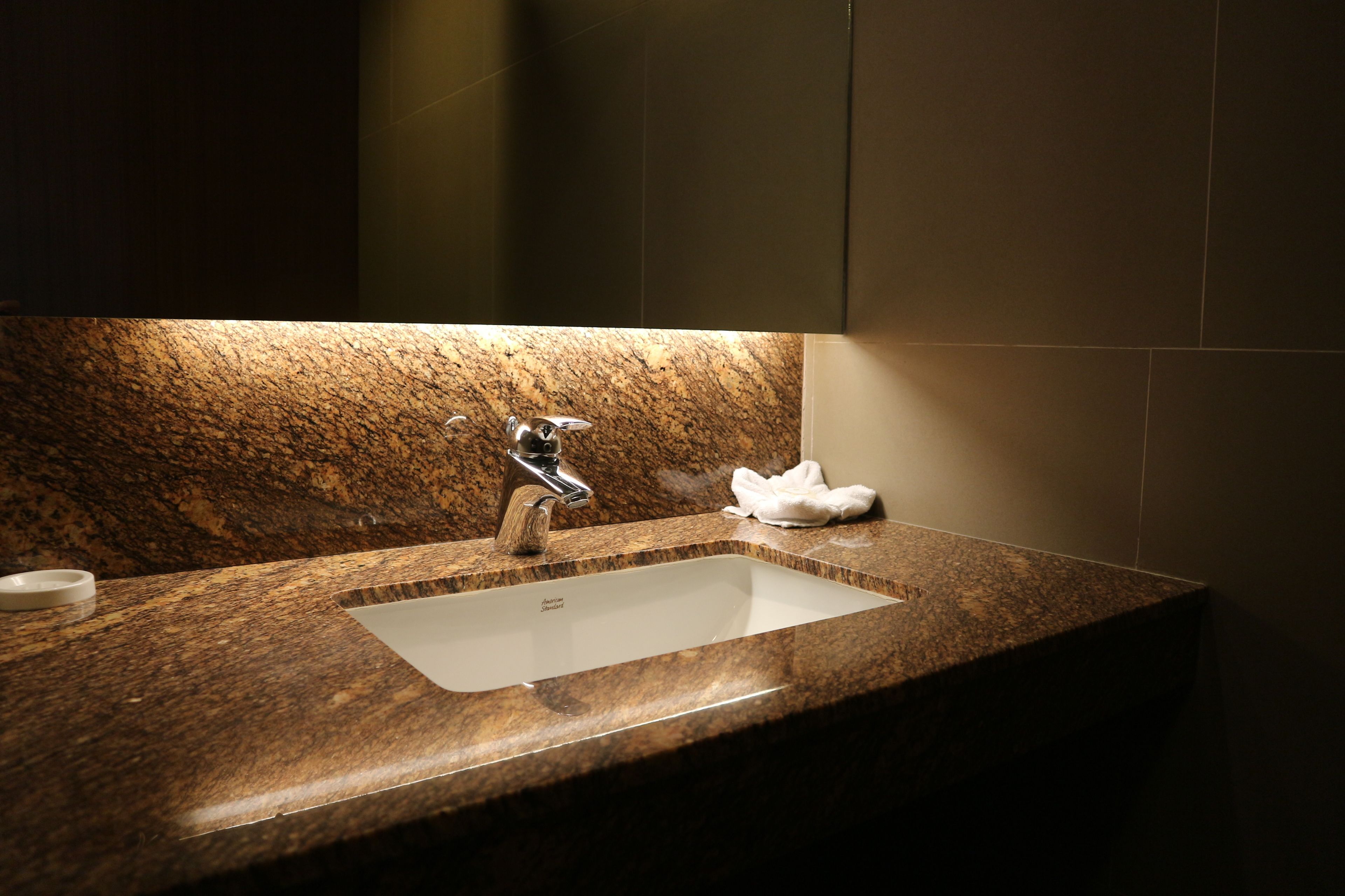 bridal suite | bathroom sink