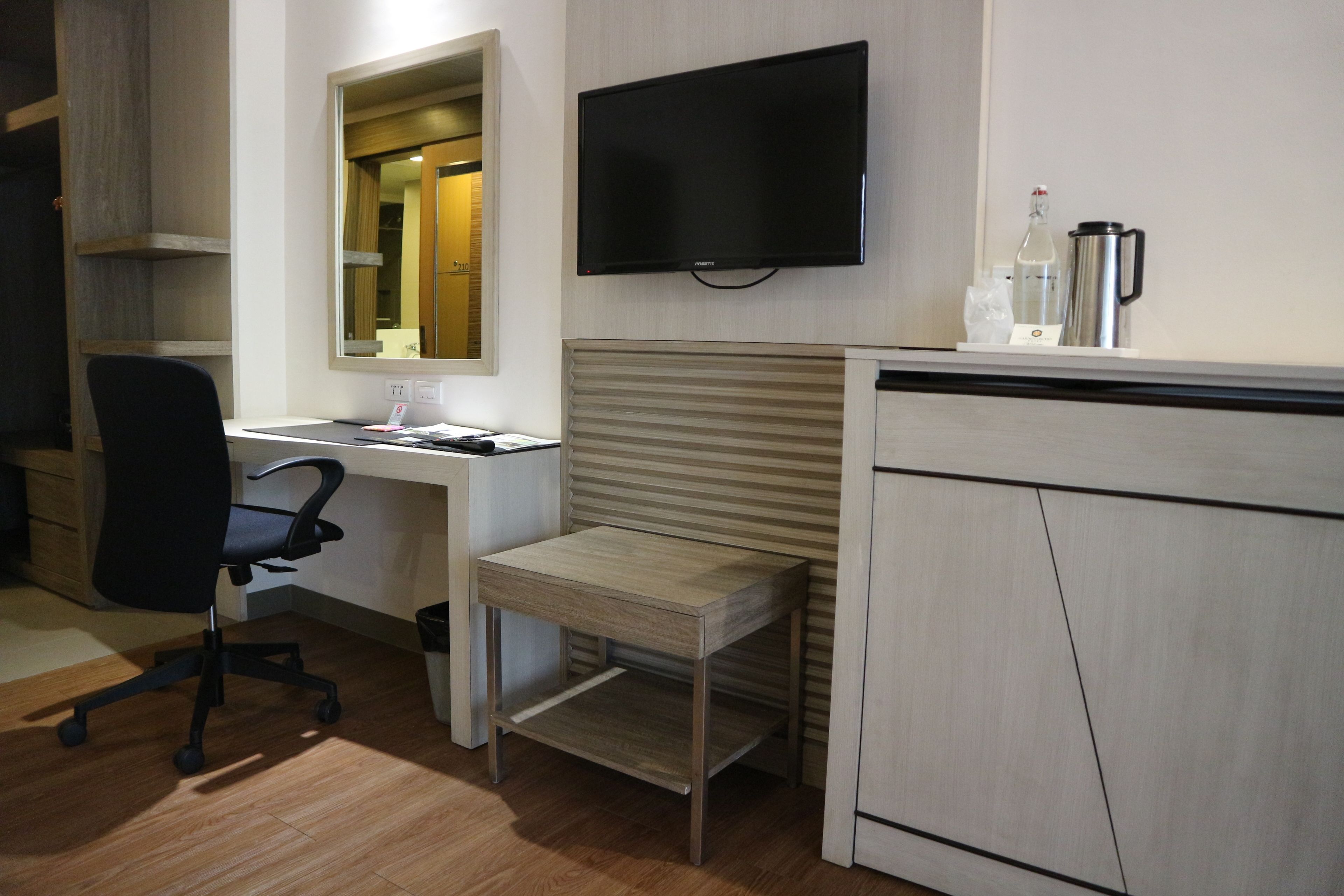 deluxe double room | premium bedding, in-room safe, desk, free wired internet