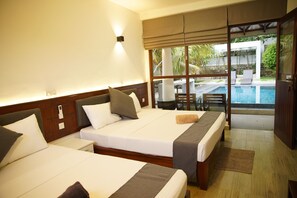 Minibar, in-room safe, laptop workspace, iron/ironing board - Fort Edge Retreat (Unawatuna)