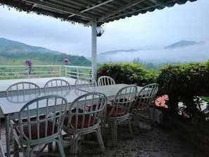 Chiang Rai - Chiang Mai | Terrasse/Patio