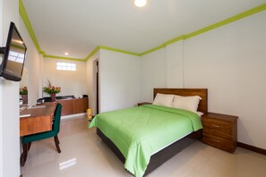 Deluxe Room, 1 Double Bed, Garden View | Desk, blackout curtains, iron/ironing board, cots/infant beds - Pondok Asri Denpasar (Denpasar)