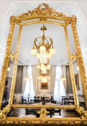 2 restaurants, breakfast, lunch, dinner served; local cuisine