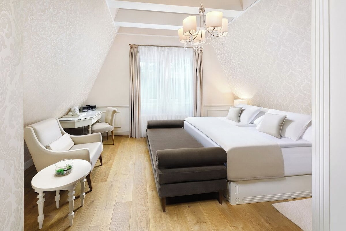 Apartment (Rudolf) | Premium bedding, minibar, in-room safe, desk