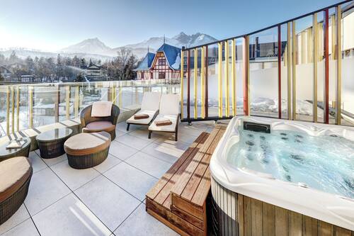 Appartement (Mária Terézia) | Luxe beddengoed, een minibar, een kluis op de kamer, een bureau