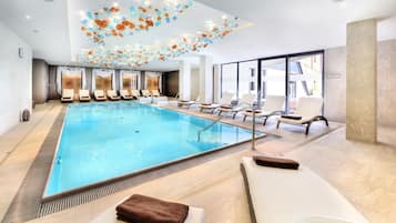 Indoor pool, pool loungers