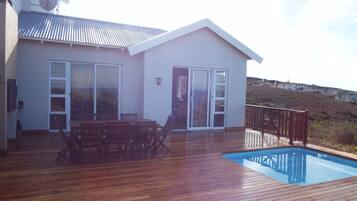 Villa, 4 habitaciones | Terraza o patio