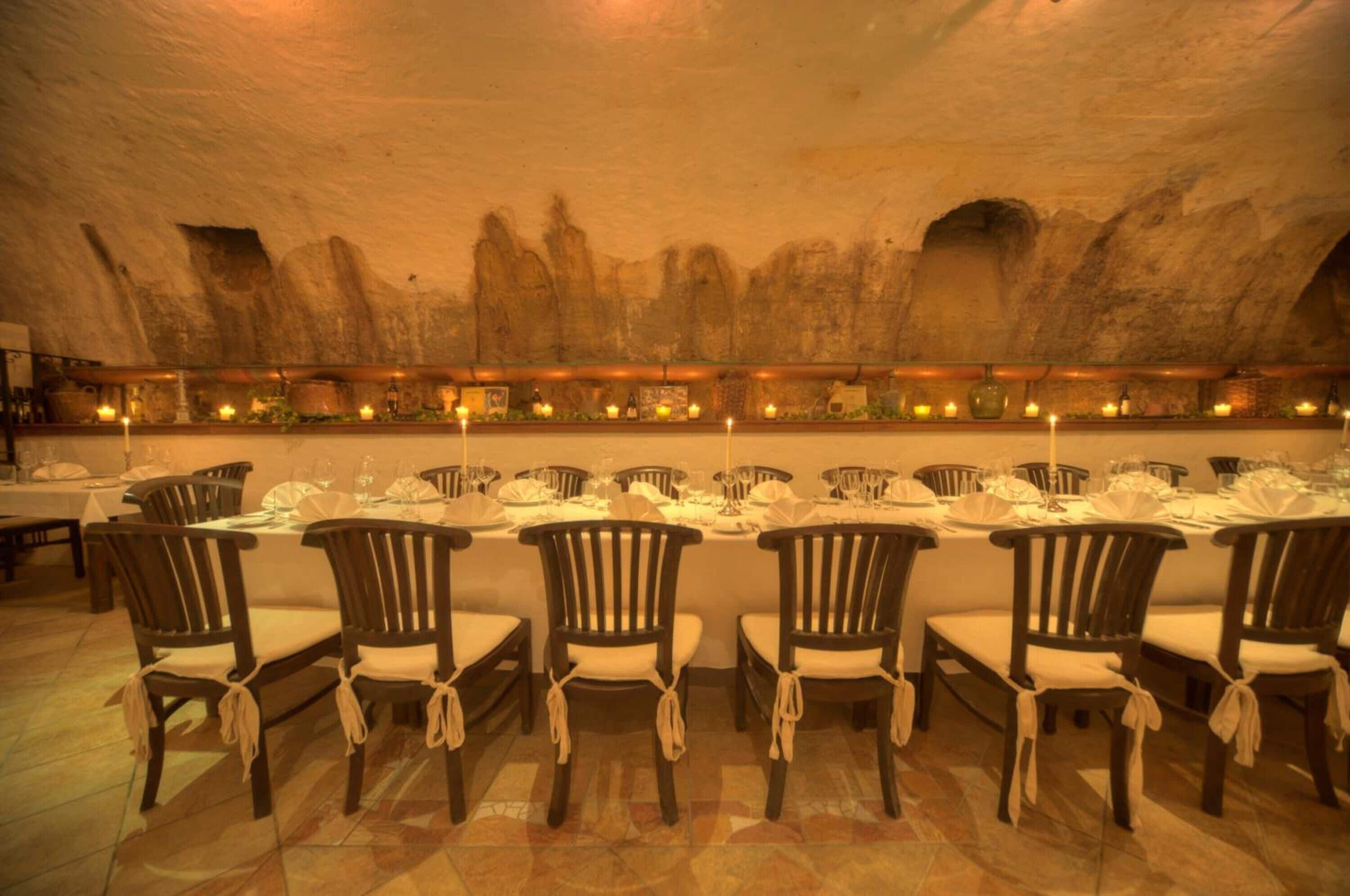 breakfast, lunch, dinner served; mediterranean cuisine