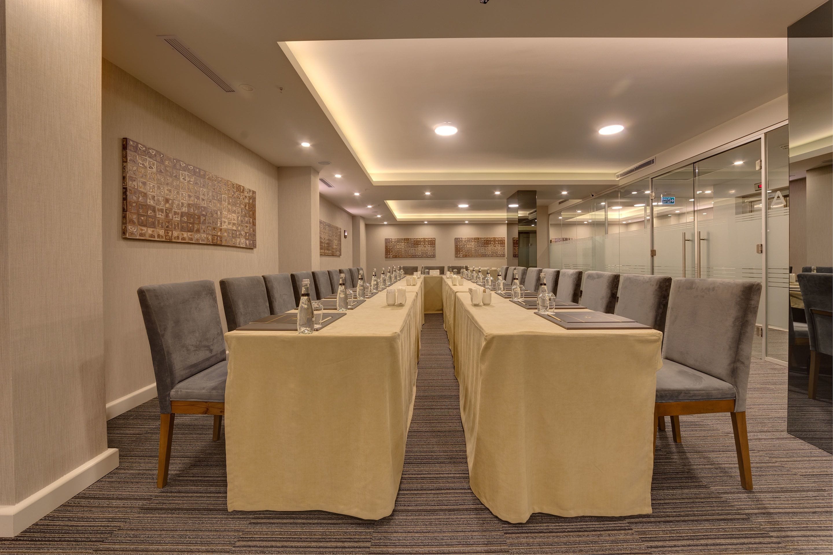 Photo - The Menord Hotel