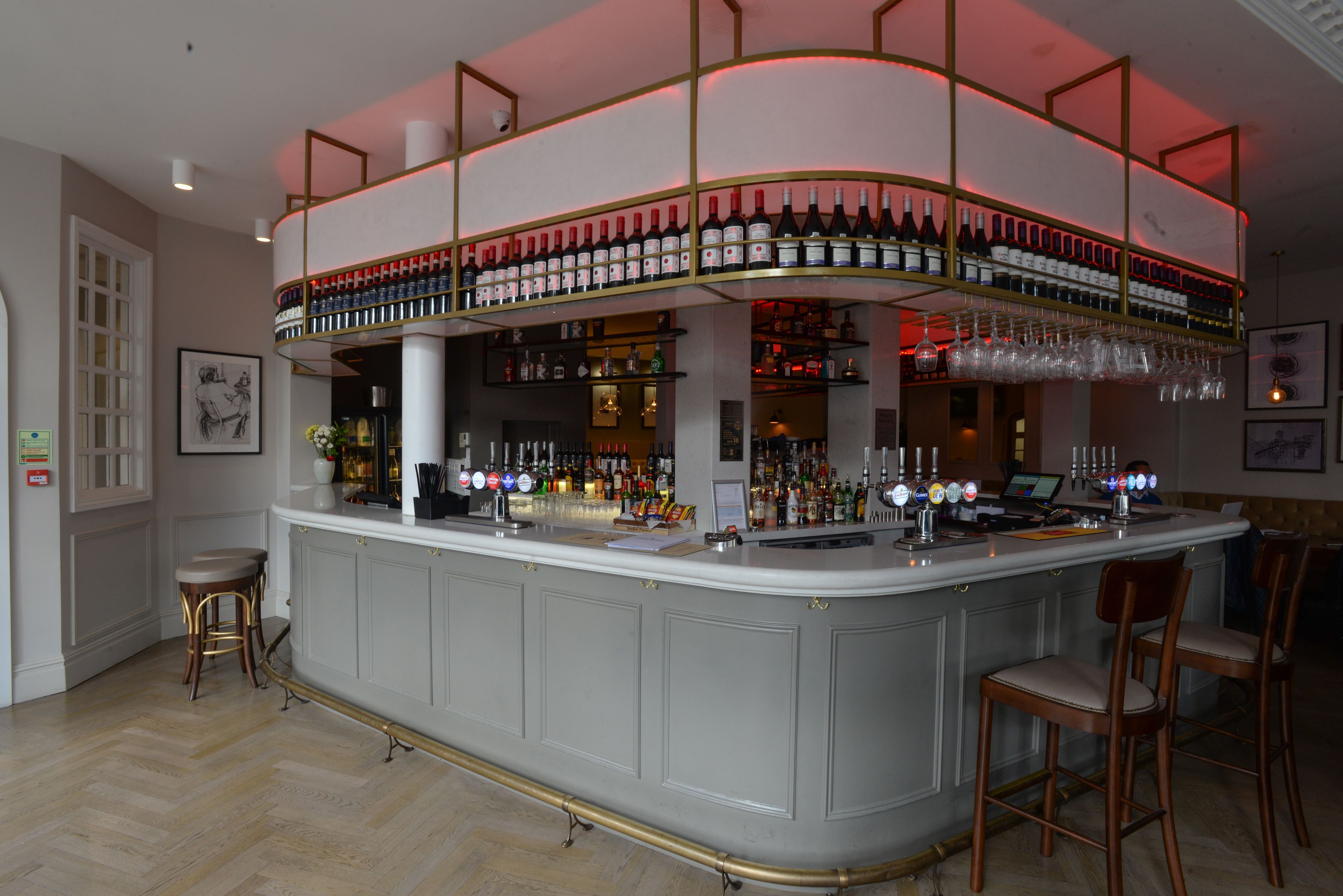 Bar (a l'allotjament)