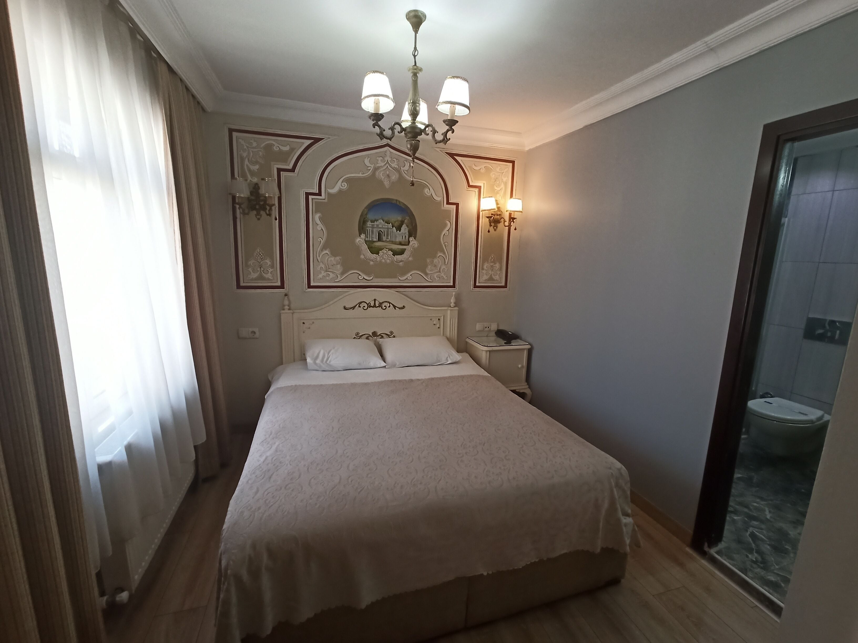 standard quadruple room | 1 bedroom, minibar, in-room safe, soundproofing