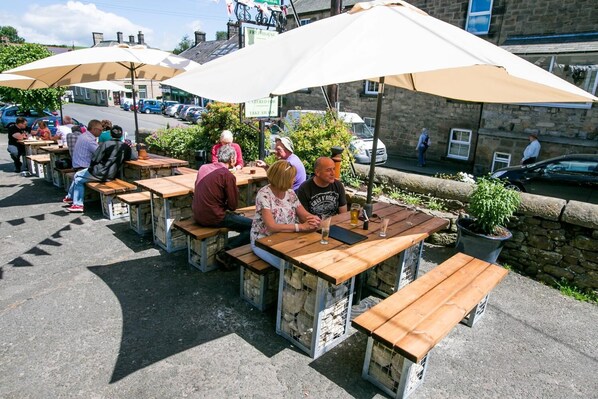 Property grounds - The Cheviot Hotel (Hexham)