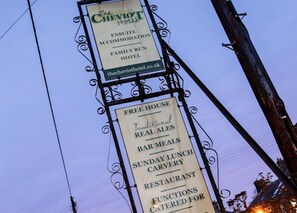 Exterior - The Cheviot Hotel (Hexham)