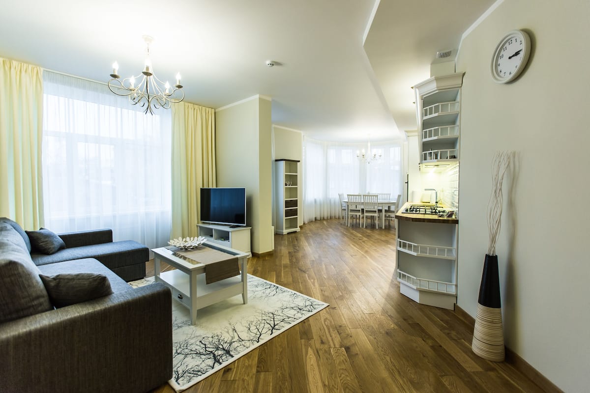 Superior Two-Bedroom Apartment | Cadar kapas Mesir, peralatan tempat tidur premium, tilam berlapik, meja 