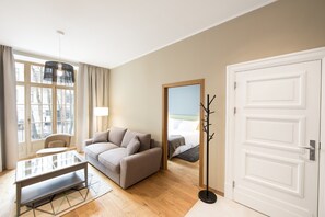 One Bedroom Apartment | Frette Italian sheets, premium bedding, pillowtop beds, minibar - Riga Lux Apartments - Skolas (Riga)