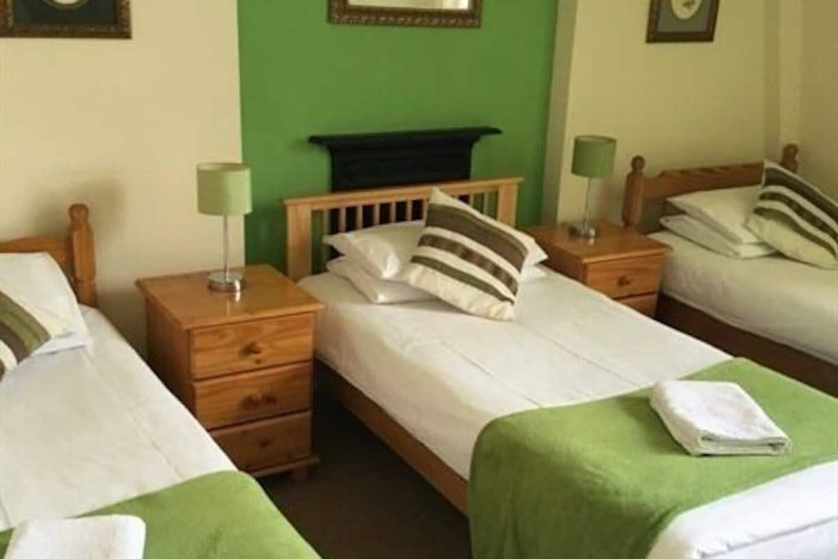 Triple Room, Ensuite