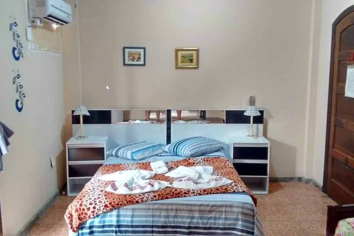 Double Room | Desk, blackout drapes, iron/ironing board (on request), WiFi (free)