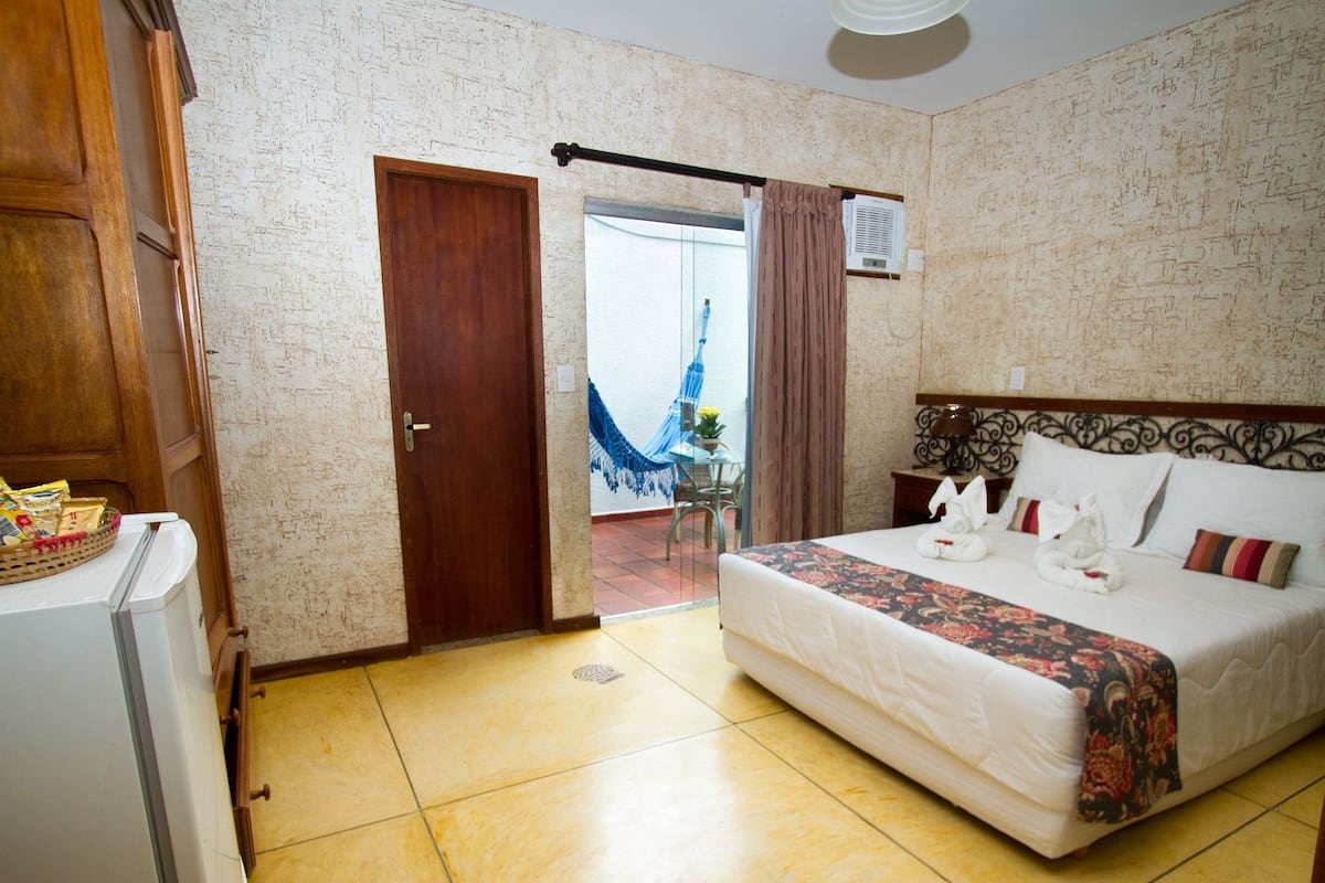 Minibar, in-room safe, desk, blackout curtains