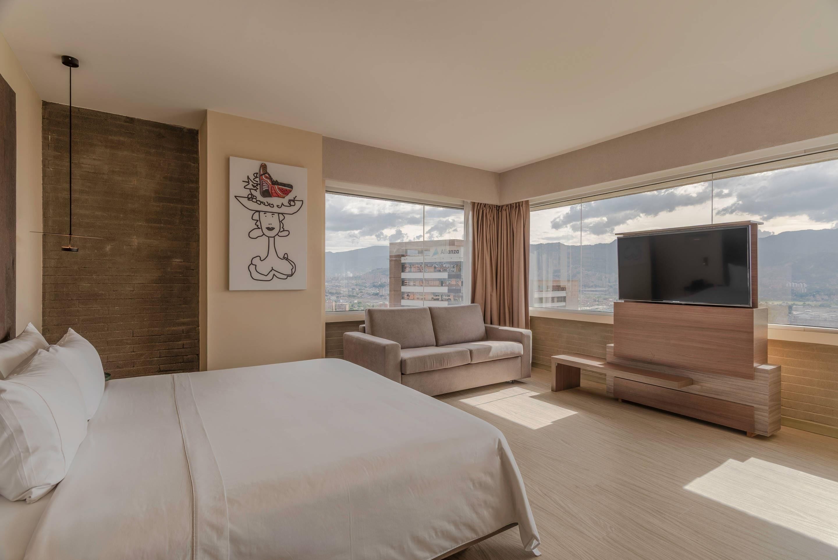 套房, 1 張特大雙人床, 城市景觀 | 高級寢具、客房內保險箱、獨特裝潢、隔音