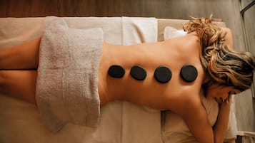 Couples treatment room(s), body treatments, aromatherapy