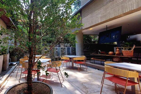 Desayuno buffet incluido todos los días 