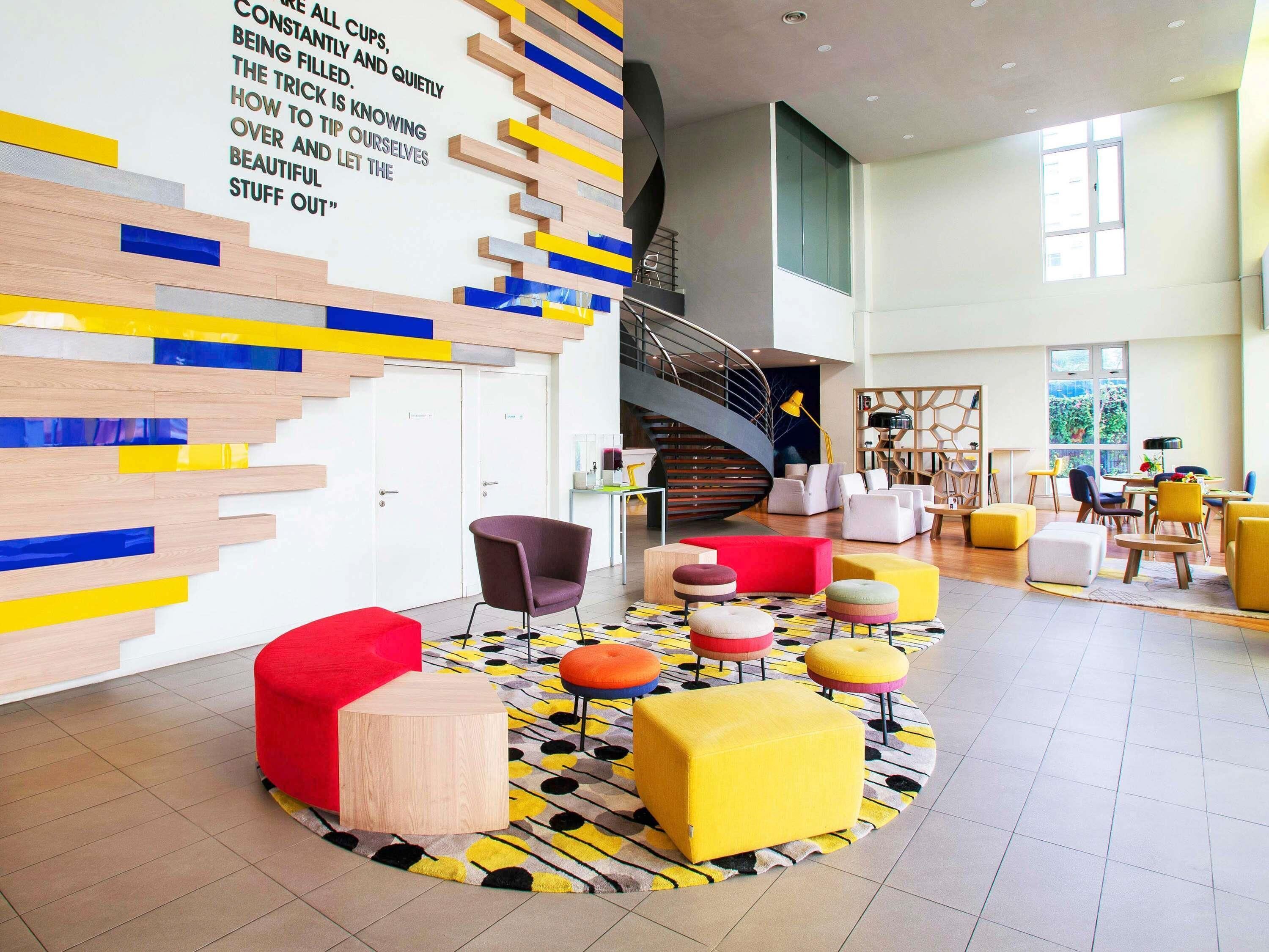 المنشأة من الخارج