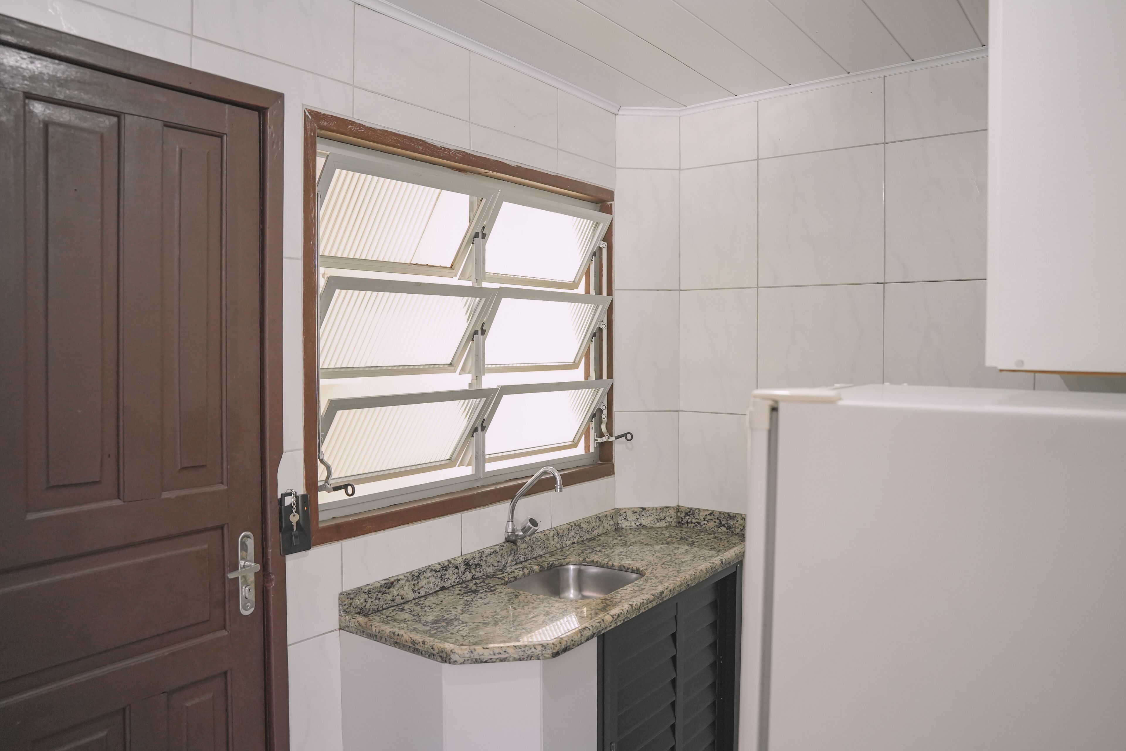 superior apartment | private kitchen | fridge, stovetop