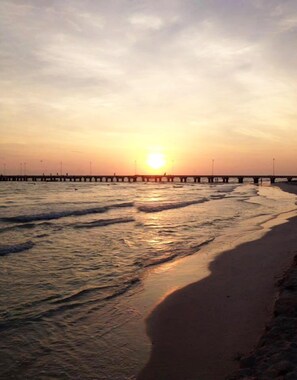 ビーチ、白砂、ビーチタオル、ビーチバレー