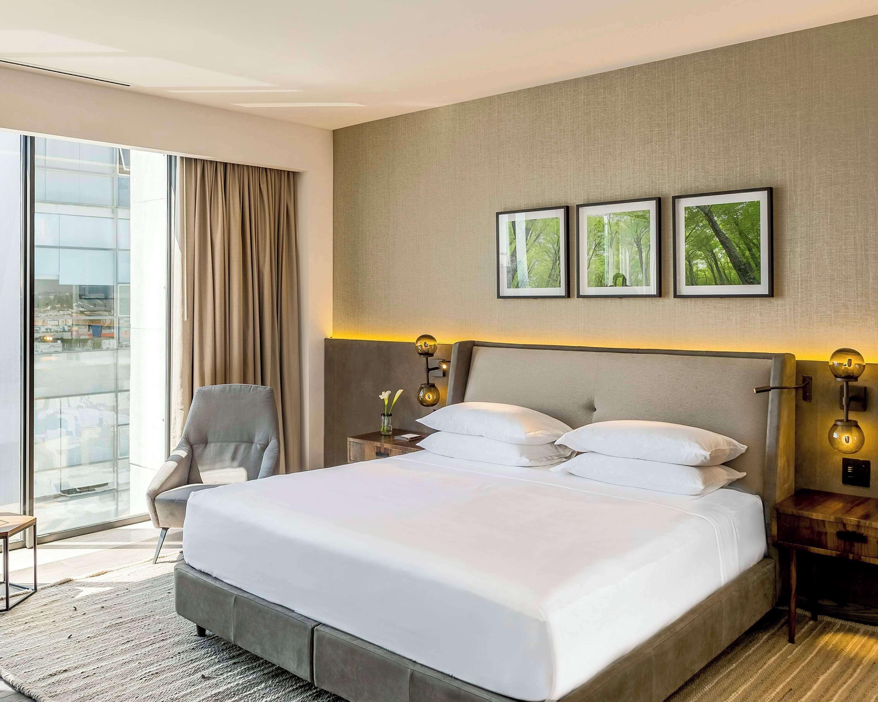Minibar, in-room safe, desk, blackout curtains