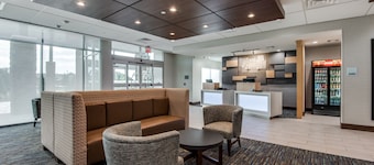 Holiday Inn Express & Suites Dallas North - Addison by IHG