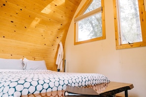 Economy-Ferienhütte, 1 Schlafzimmer, Gemeinschaftsbad | Hochwertige Bettwaren, Betten mit Memory-Foam-Matratzen