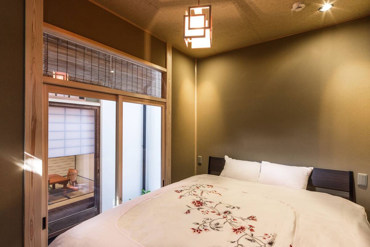 Suite, 2 Bedrooms | In-room safe, iron/ironing board, WiFi (free), individually decorated