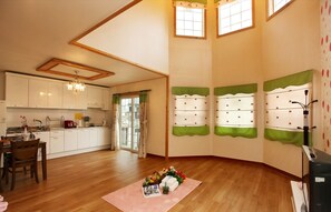 Living room - Castle in the Forest (Jeongseon)