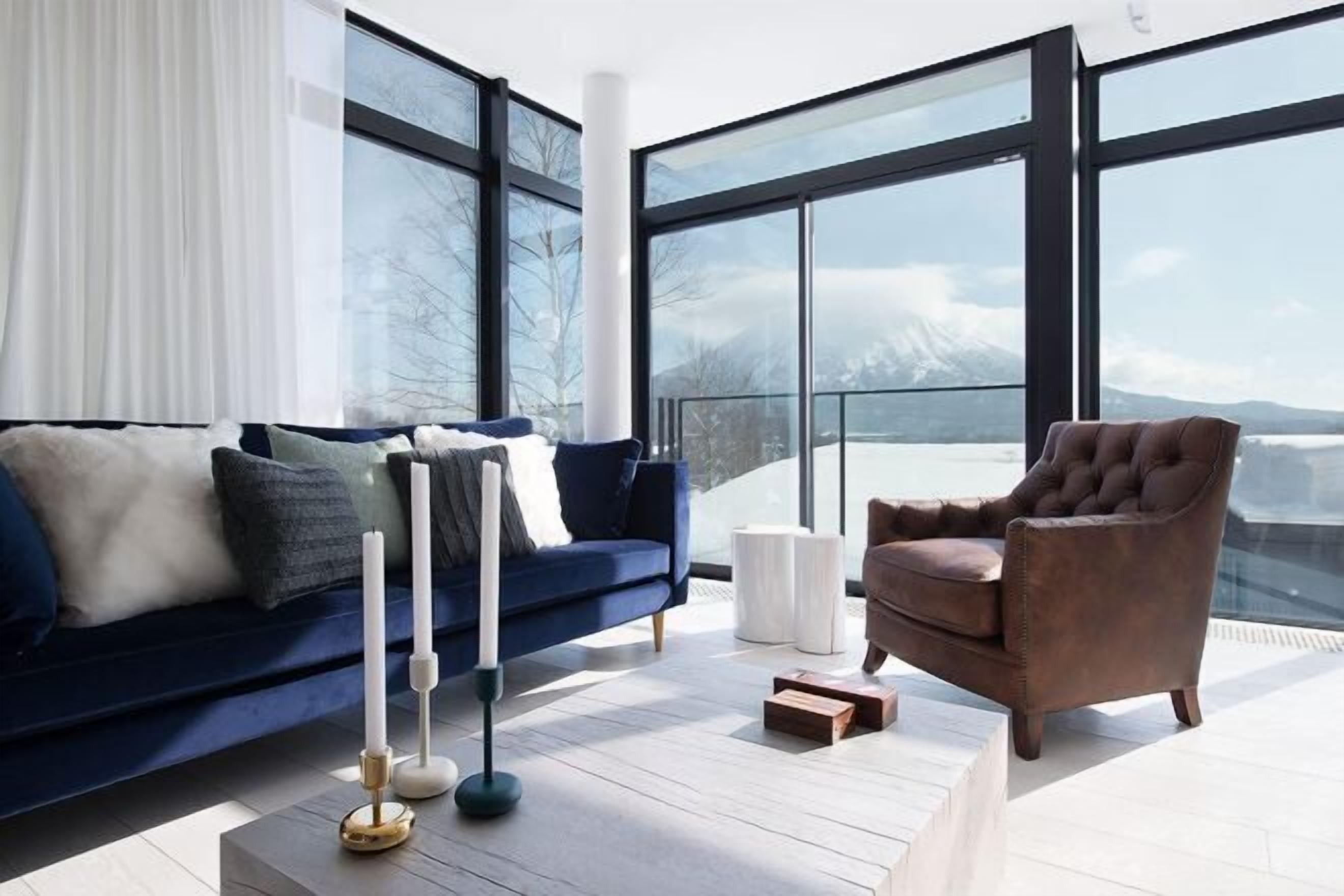 Living area | LCD TV, DVD player