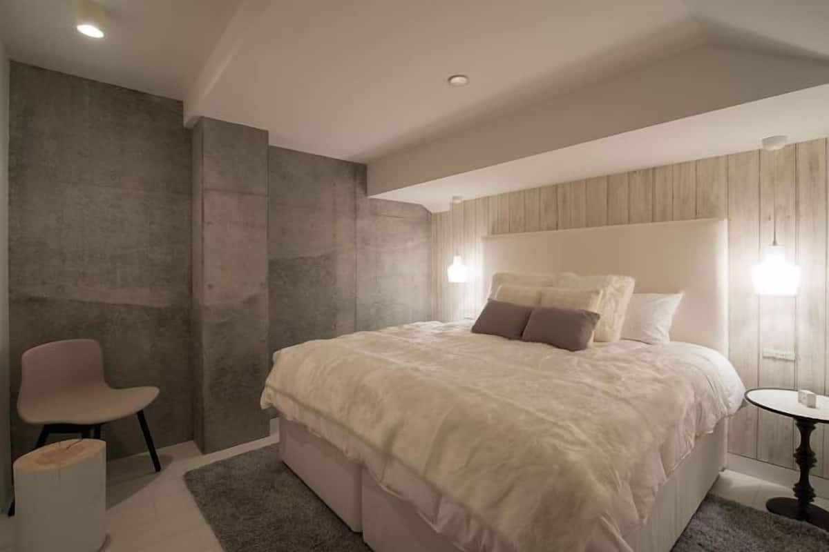 In-room safe, desk, blackout drapes, iron/ironing board