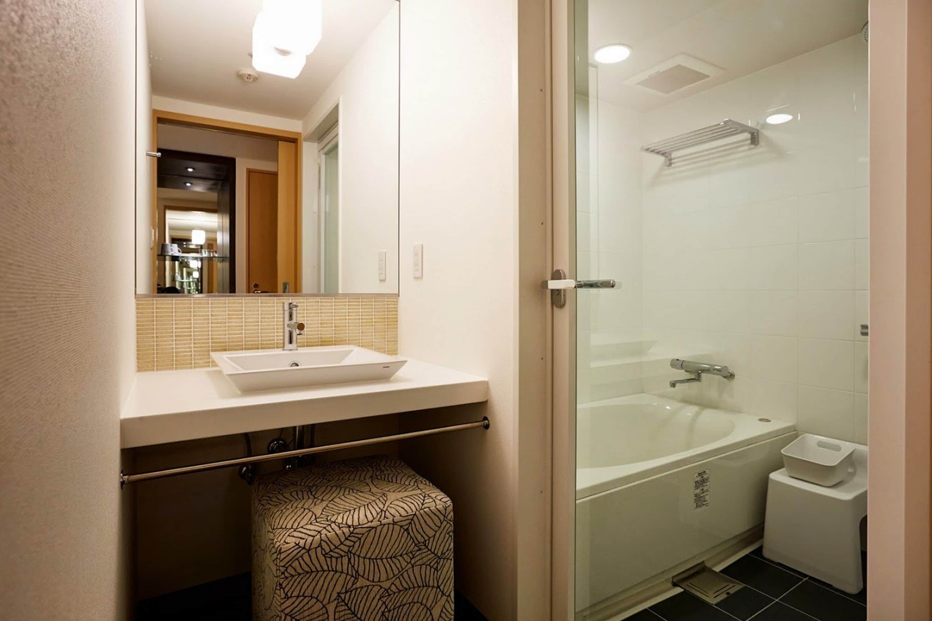 shower, free toiletries, hair dryer, slippers