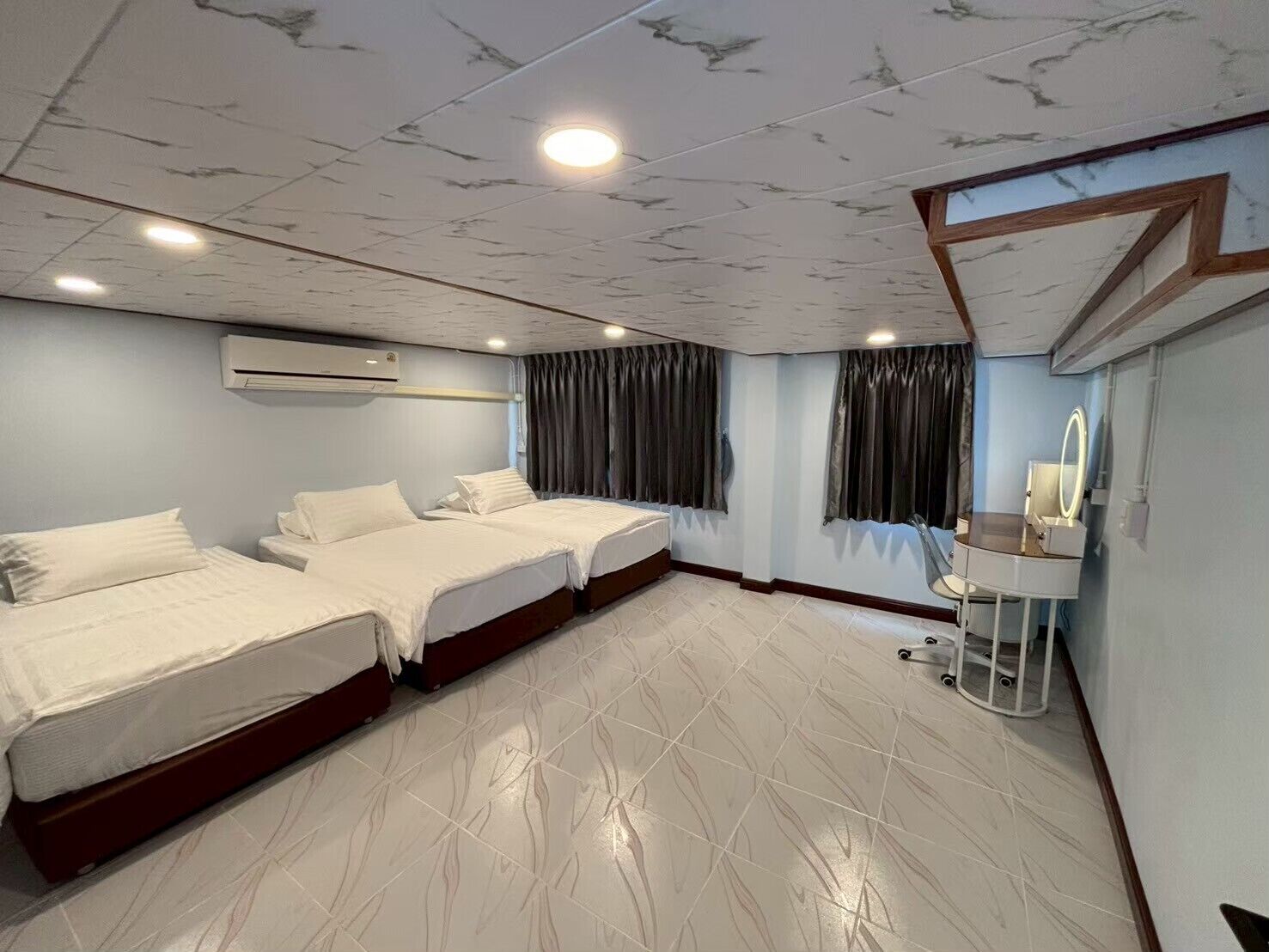 Eenvoudige kamer | Verduisterende gordijnen, gratis wifi, beddengoed