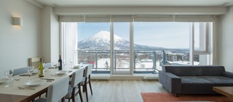 Niseko Landmark View