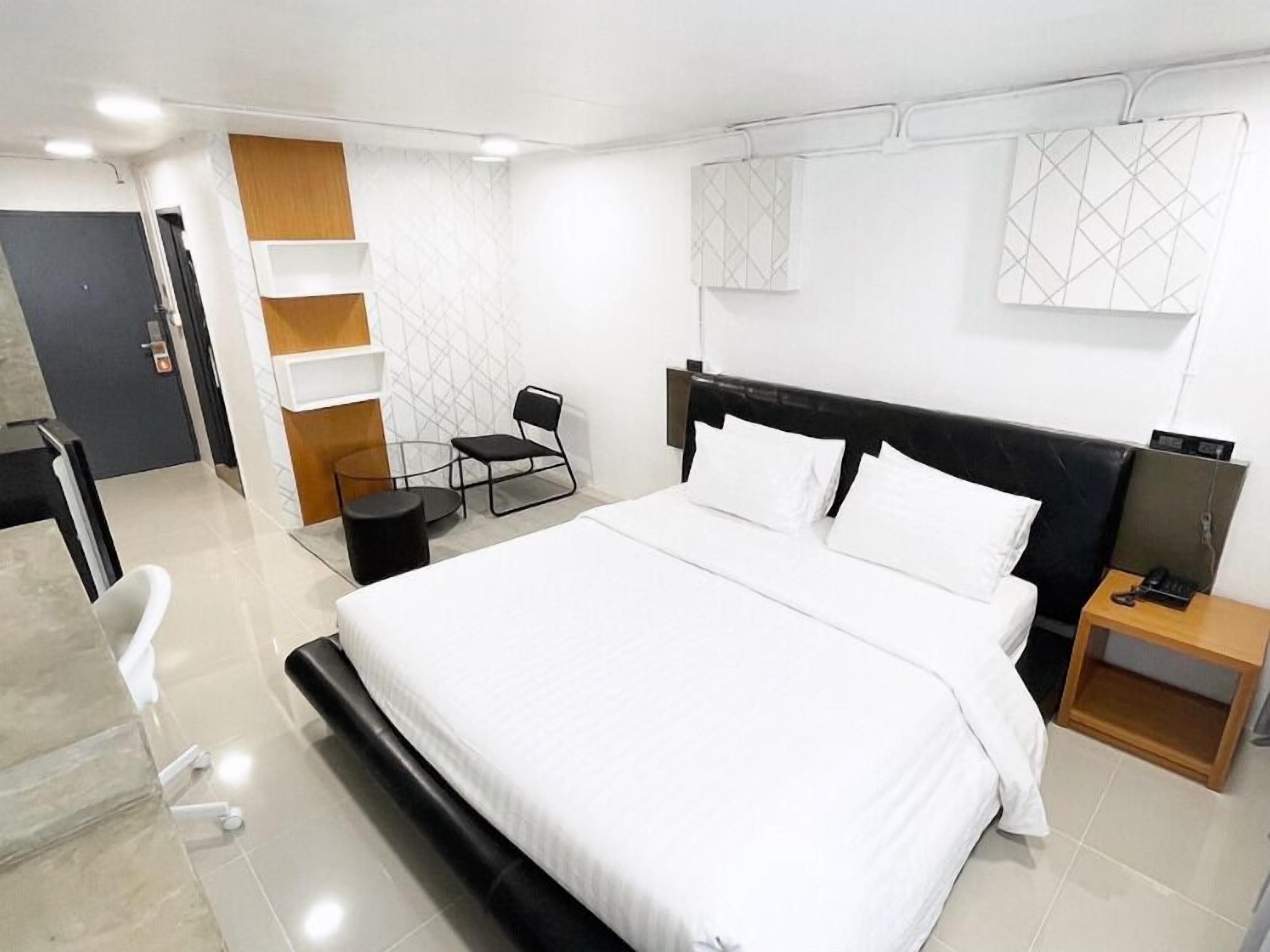 Standard Double Room | Bureau, rideaux occultants, fer et planche à repasser, Wi-Fi gratuit