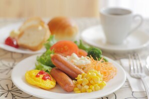 Buffet breakfast for a fee