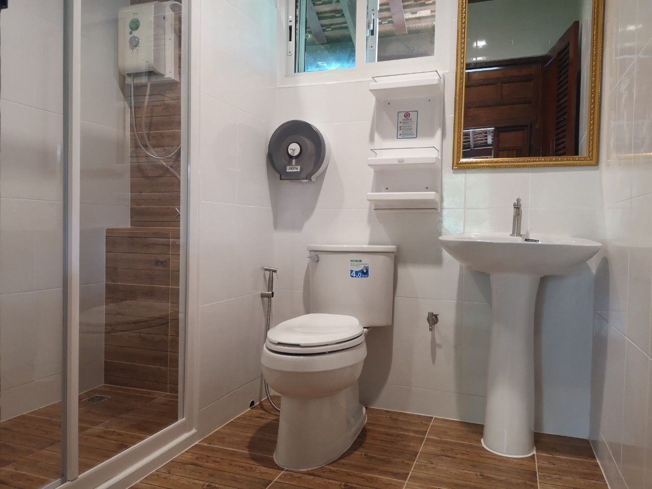 superior premium villa | bathroom | shower, free toiletries, towels