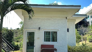 Deluxe Villa | Rollaway beds, free WiFi